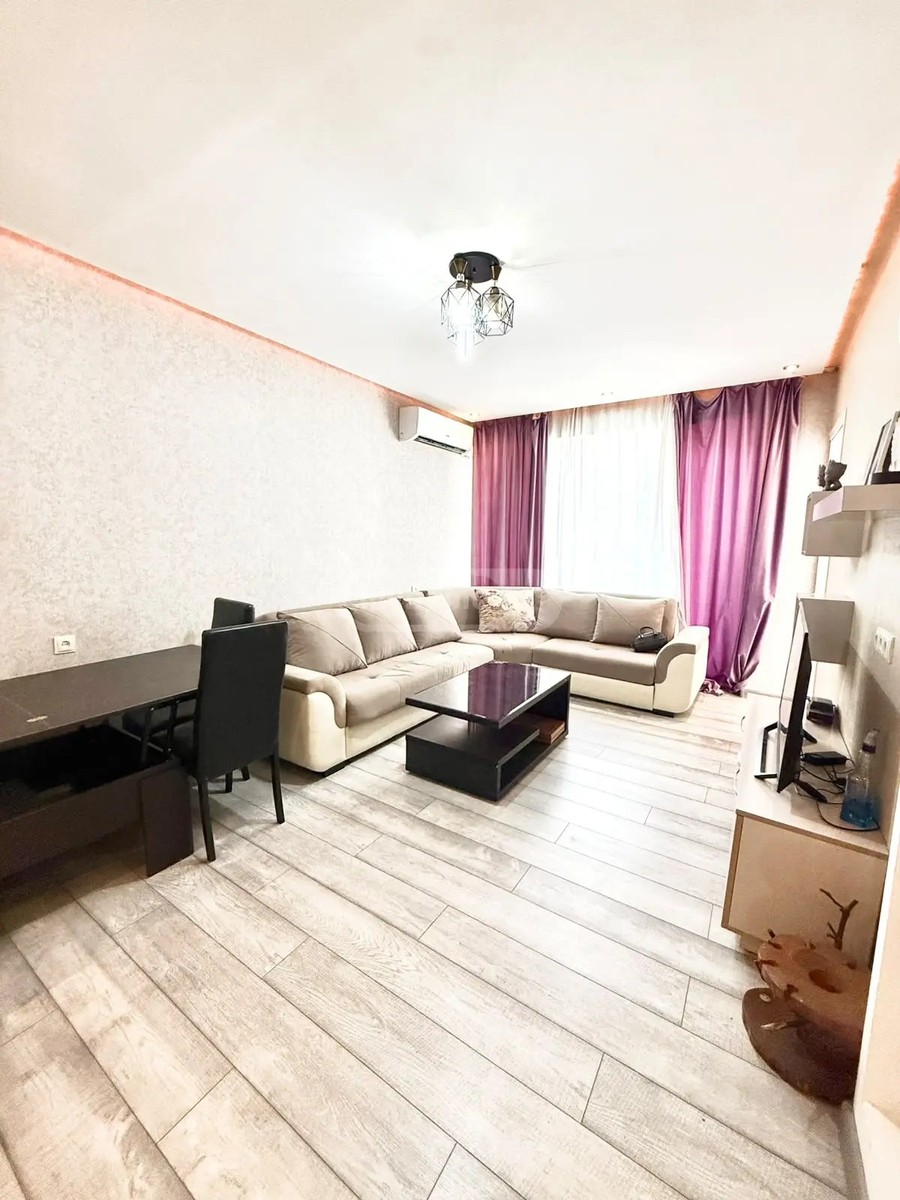 ონიაშვილის ქ.  - 3 rooms