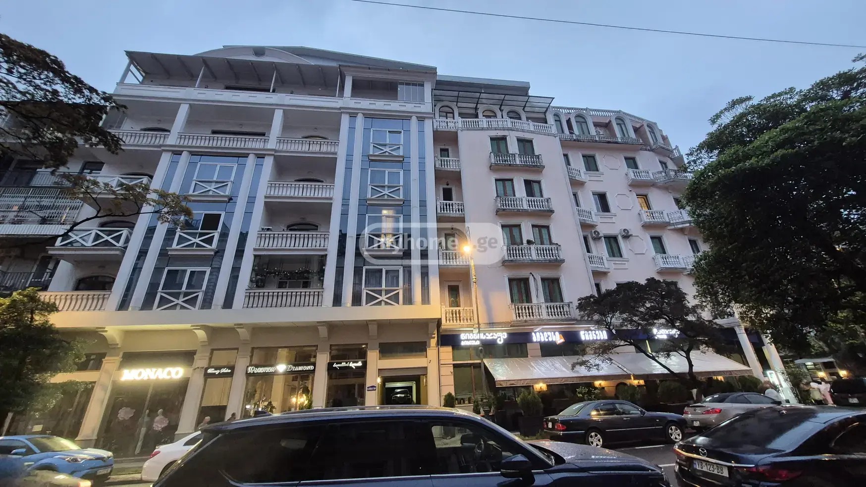 აბაშიძე მ. ქ. 48 - 4 rooms