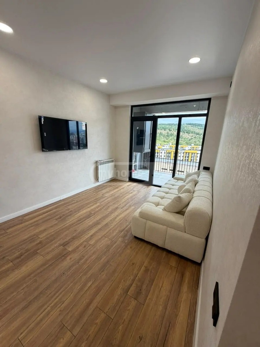 პოლიტკოვსკაია ა. ქ. (ჯიქია) 46 - 2 rooms
