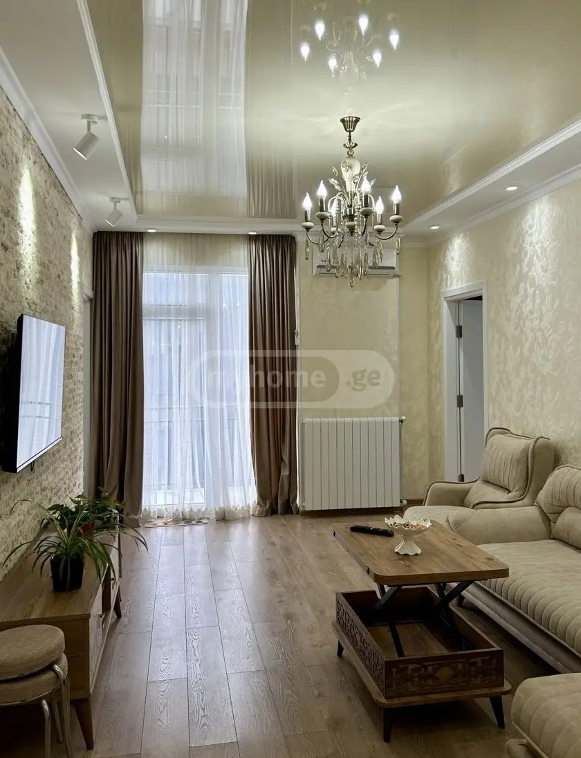 ლეონიძის ქ. 17 - 4 rooms