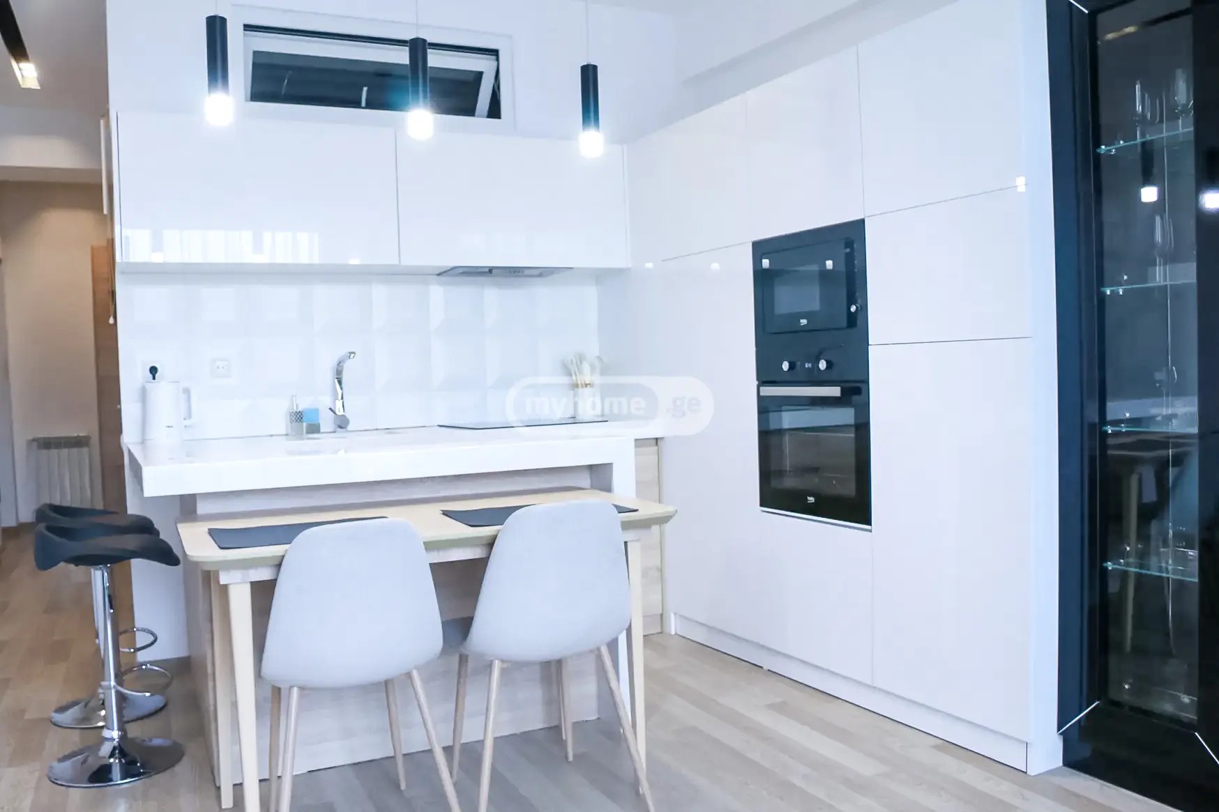 ბერბუკის ქ. 3 - 2 rooms