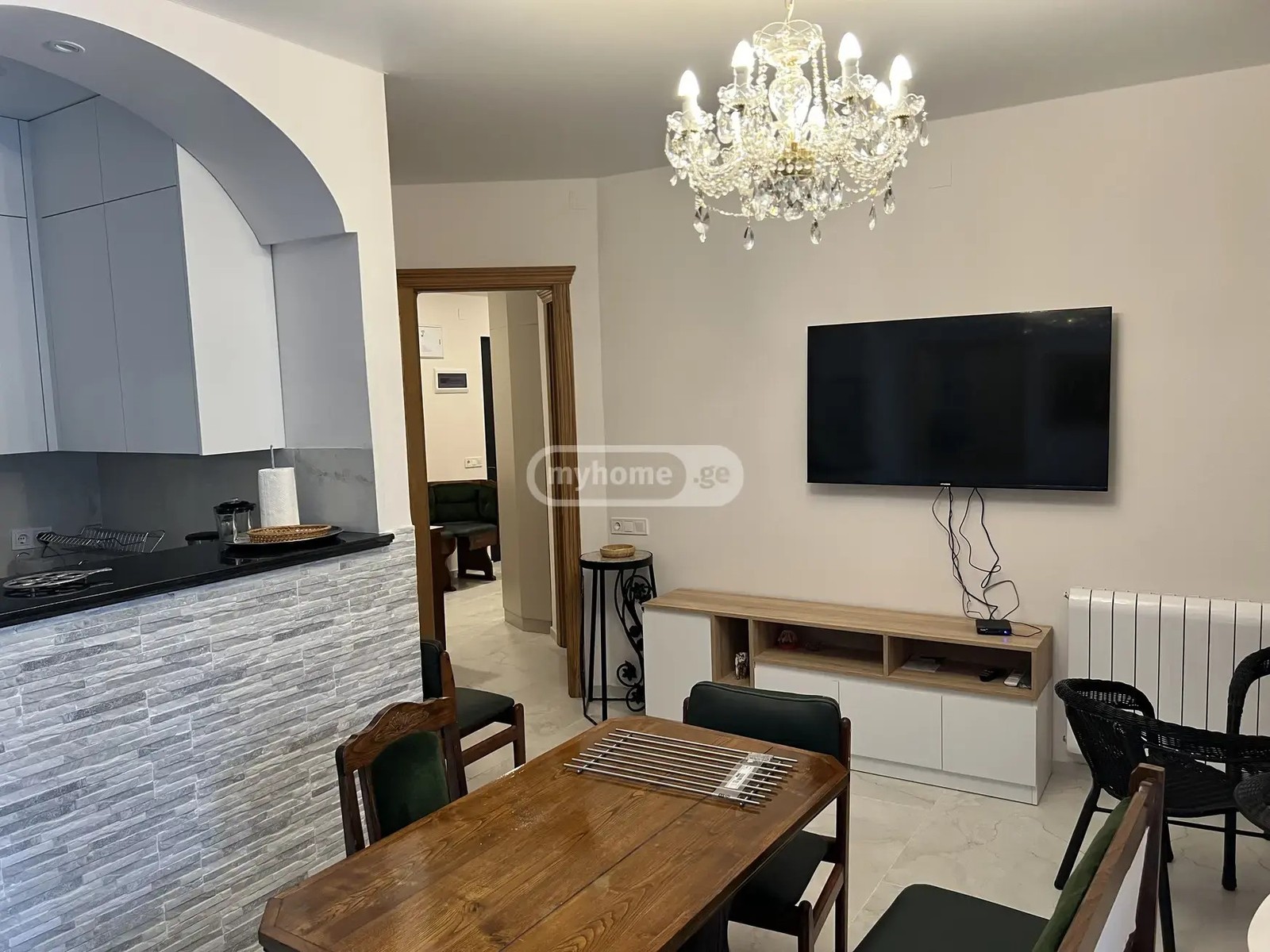 26 კომისრის ქ. 13 - 2 rooms