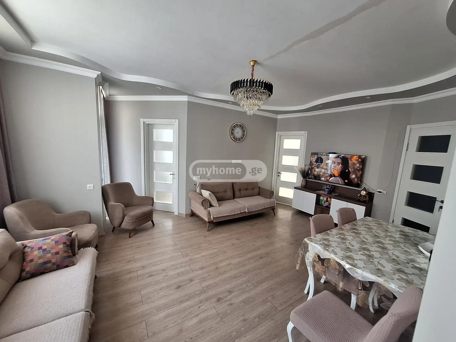 აეროპორტის გზატკეცილი 25 - 3 rooms