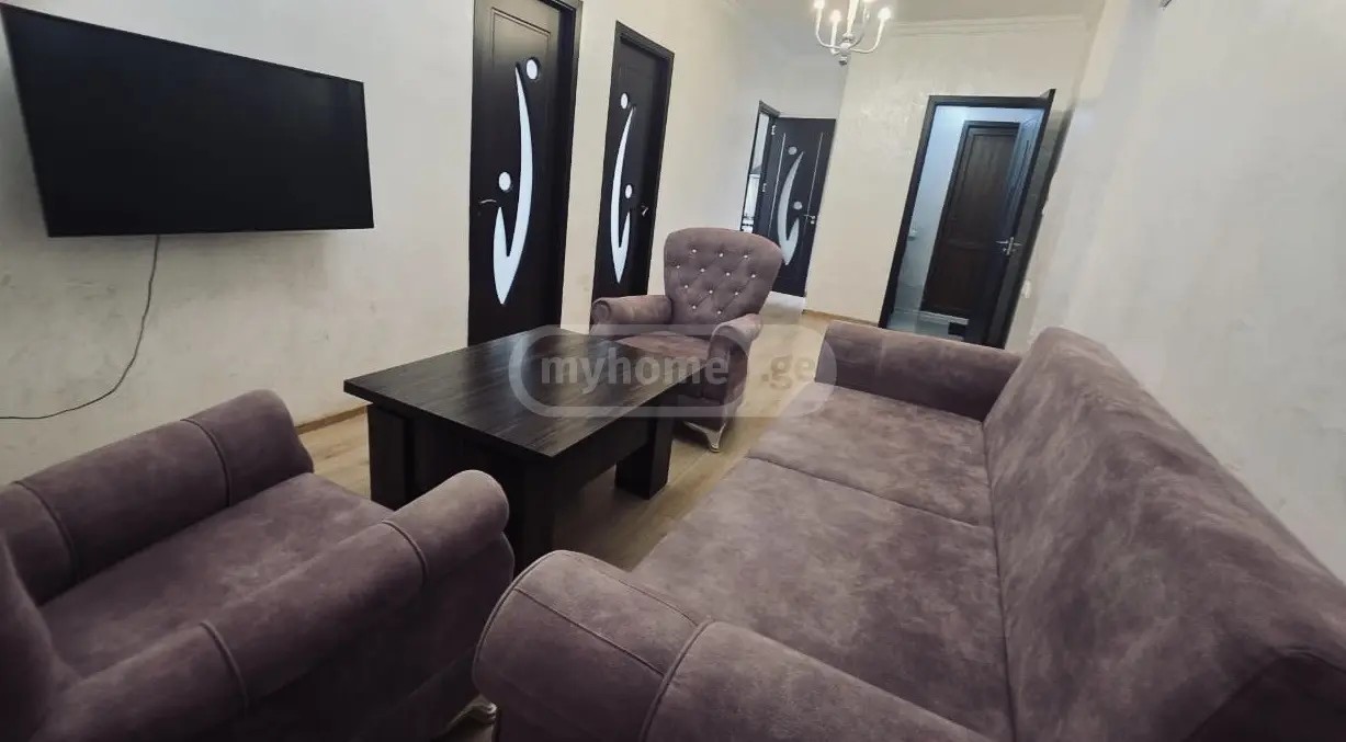 კომახიძე მ. ქ. 99 - 3 rooms