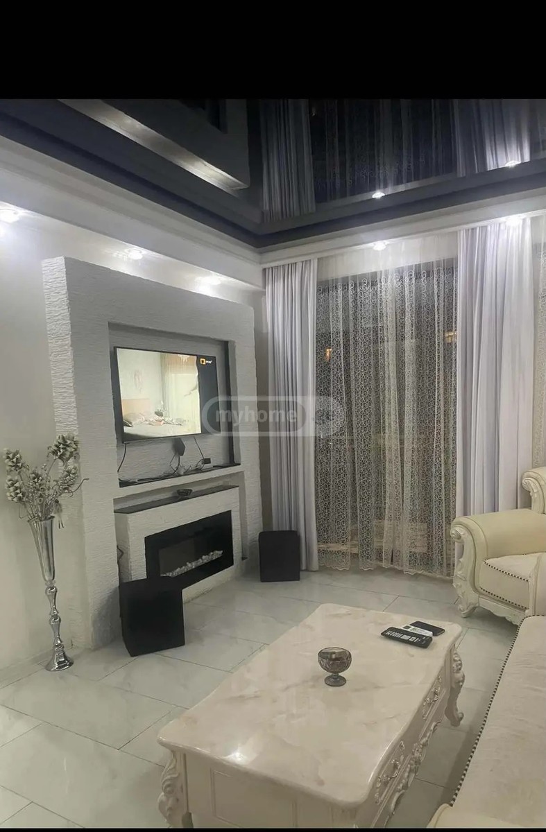 ცაგარელის ქ. 41 - 2 rooms