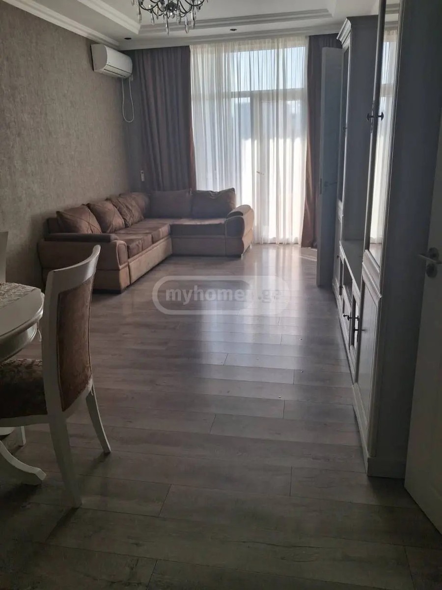 აბუსერიძე ტ. ქ. 49 - 3 rooms