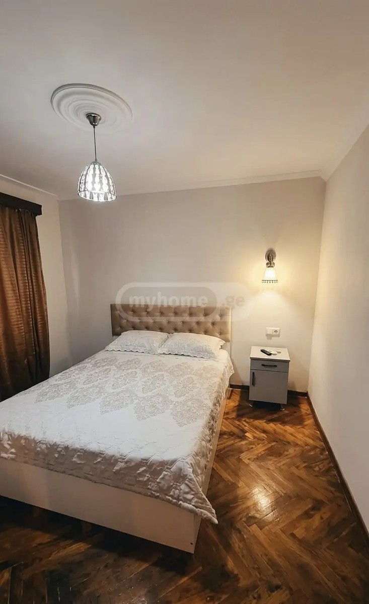ლერმონტოვი მ. ქუჩა 88 - 4 rooms