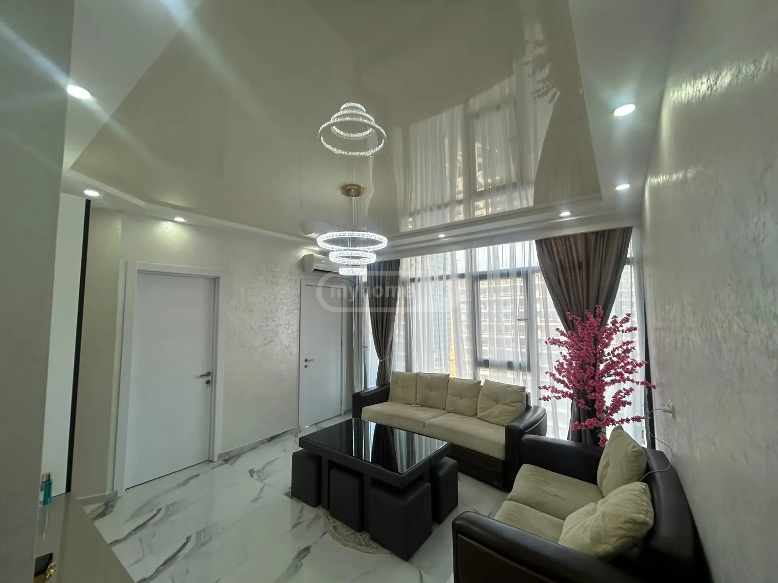ანგისის 3 ჩიხი 8 - 3 rooms