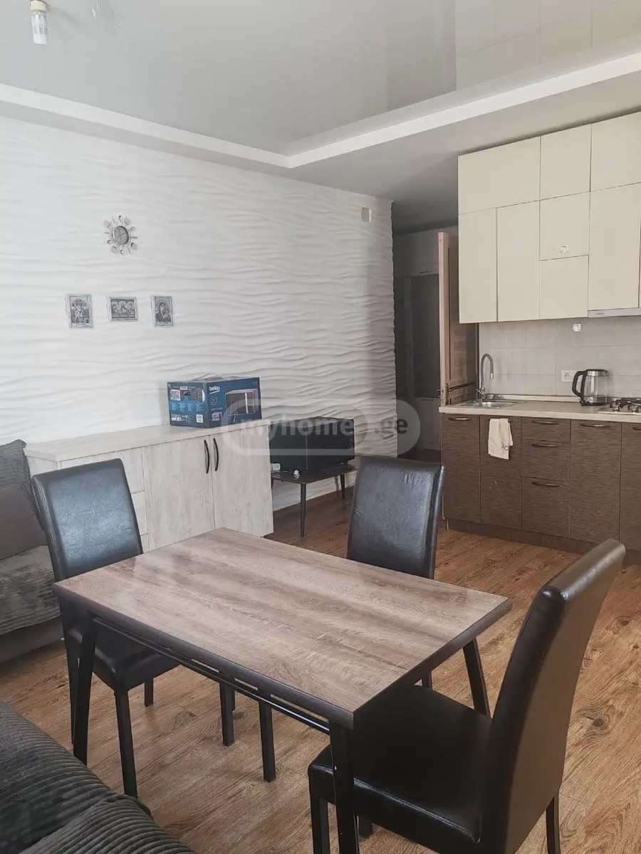 ფიროსმანის ქ. 18 - 2 rooms