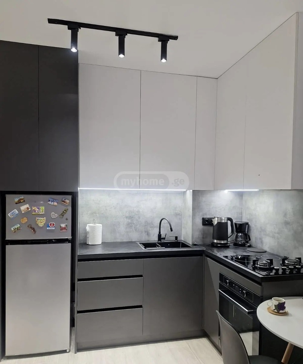 ანგისის ქ. 10 - 1 rooms