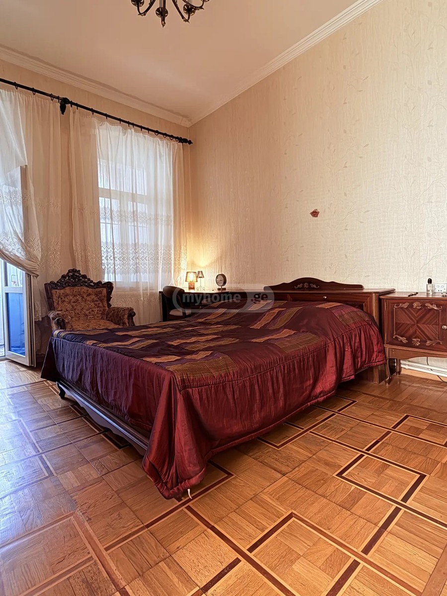 ზიჩის ქ. 2 - 3 rooms