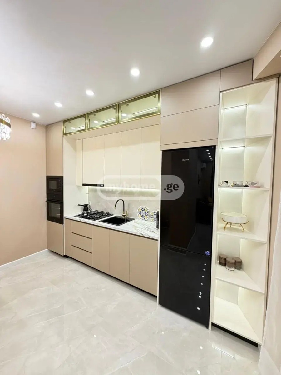 მარშალ გელოვანის გამზ. 23 - 3 rooms