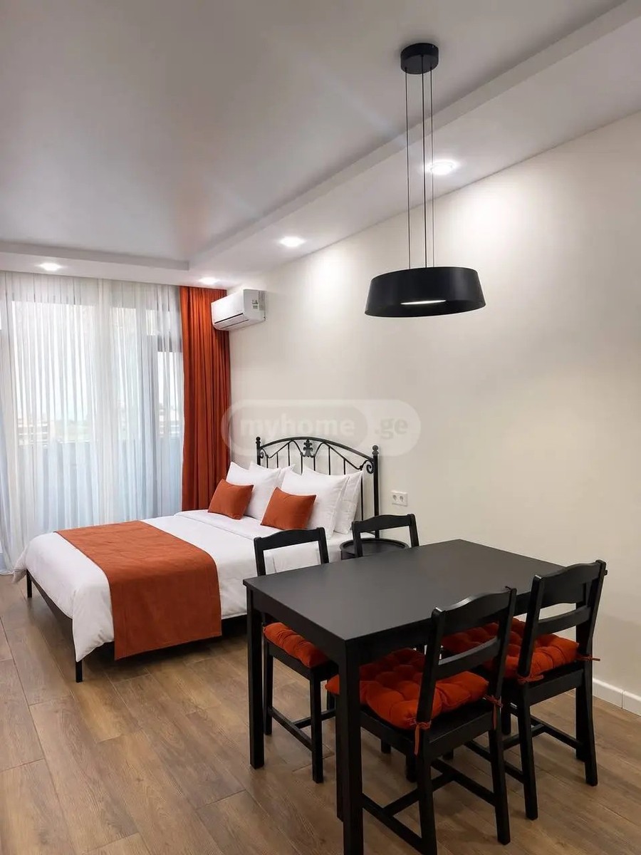 ანგისის ქ. 82 - 1 rooms
