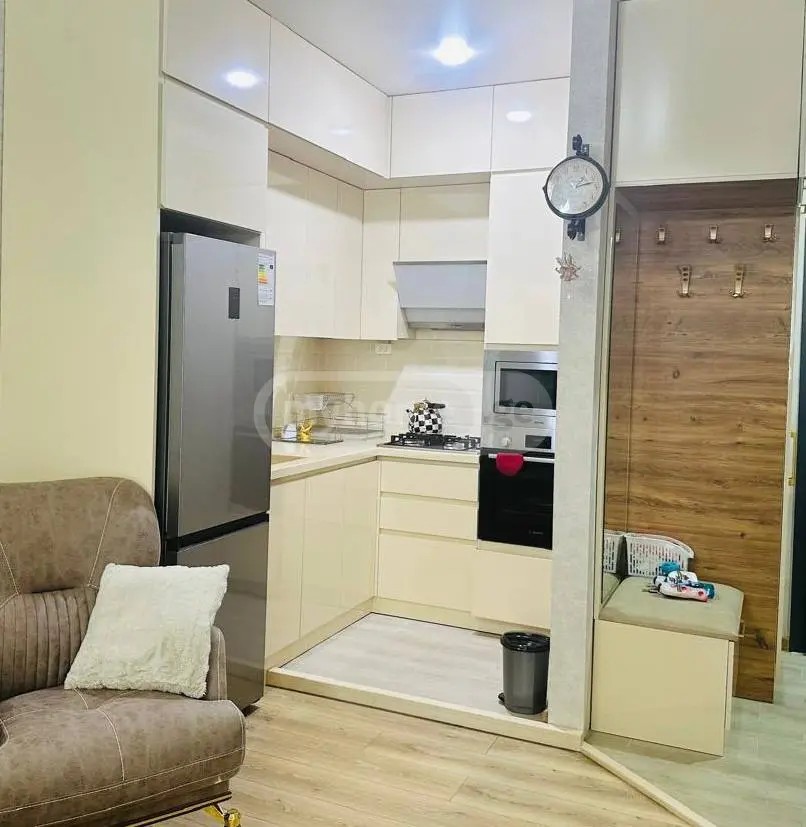აბუსერიძე ტ. ქ. 22 - 3 rooms