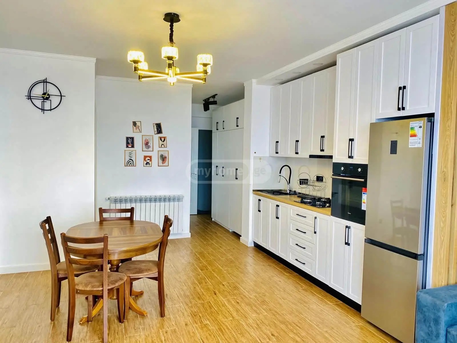 აღმაშენებლის ქ. 22გ - 3 rooms