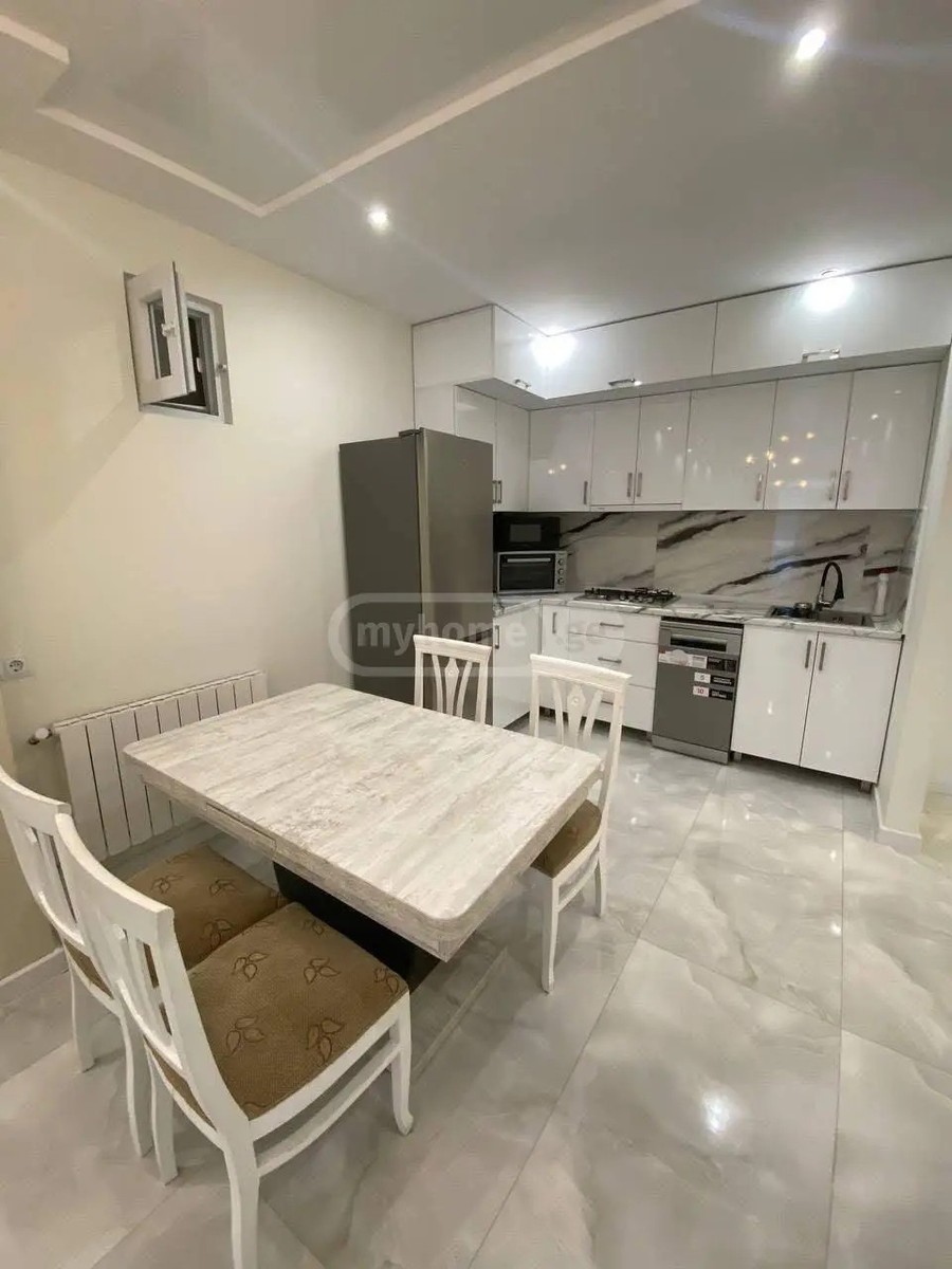 ანგისის 3 ჩიხი 4 - 3 rooms