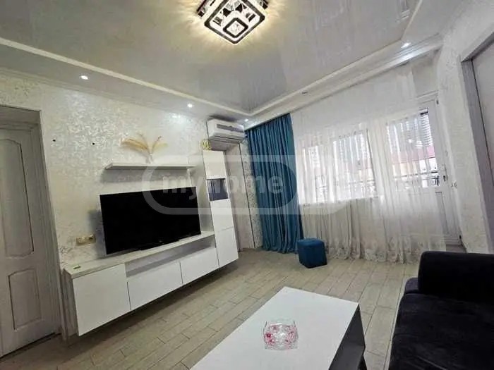 ხიმშიაშვილი შ. ქ. 35 - 4 rooms