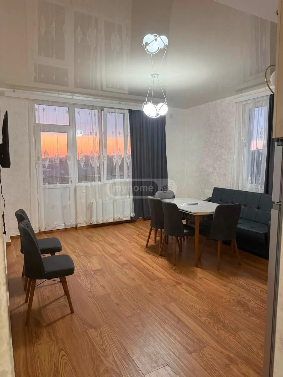 ფრიდონ ხალვაშის გამზირი - 3 rooms