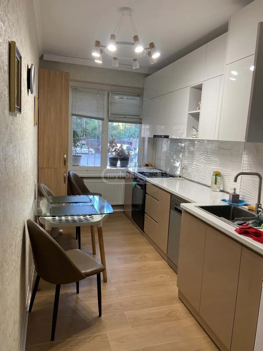 მოსკოვის გამზირი  - 1 rooms