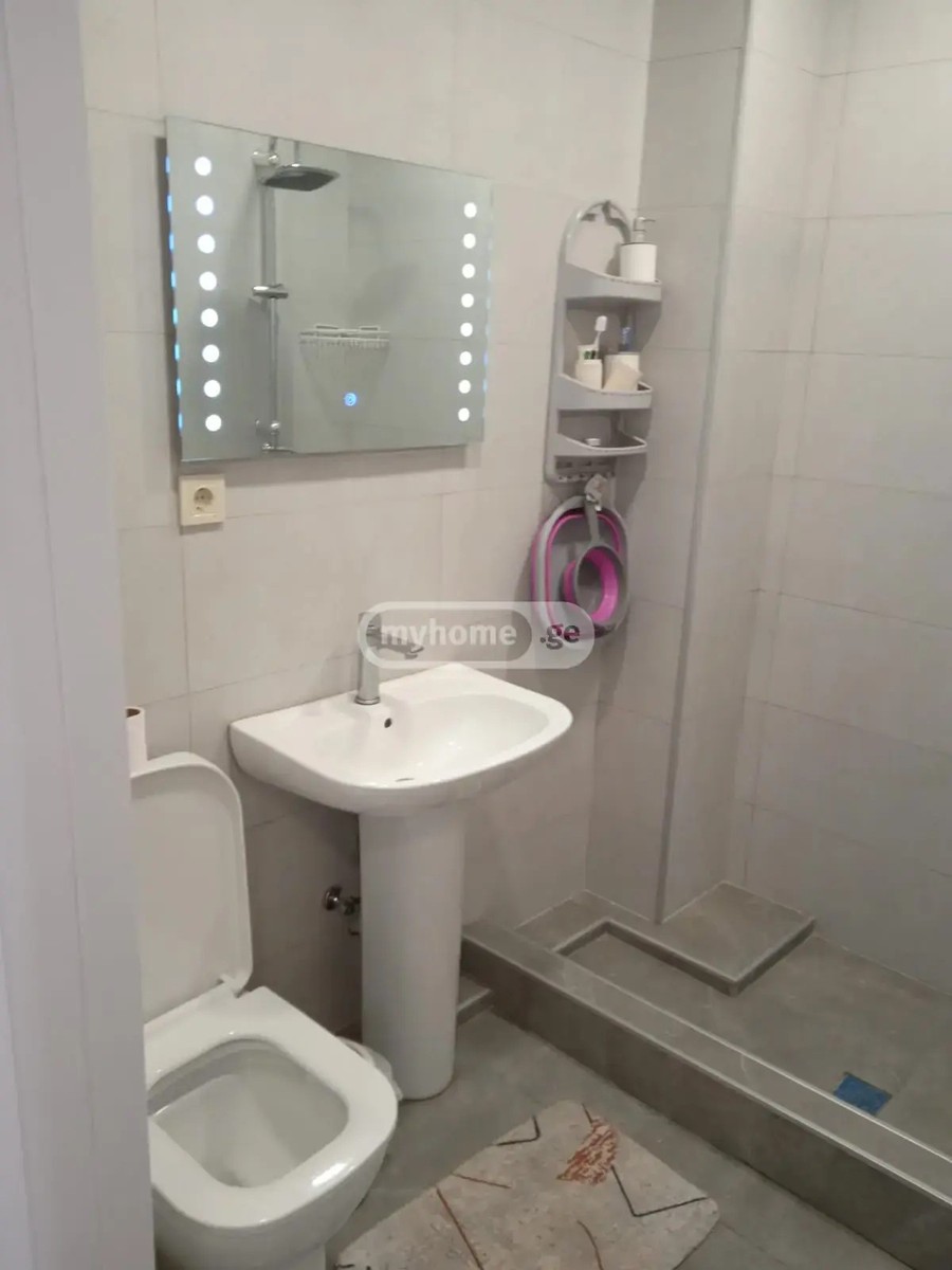 აბუსერიძე ტ. ქ. 1 - 1 rooms