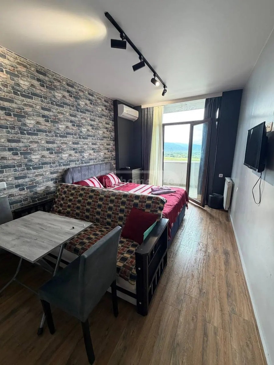 ლეხ და მარია კაჩინსკების ქუჩა 25 - 1 rooms