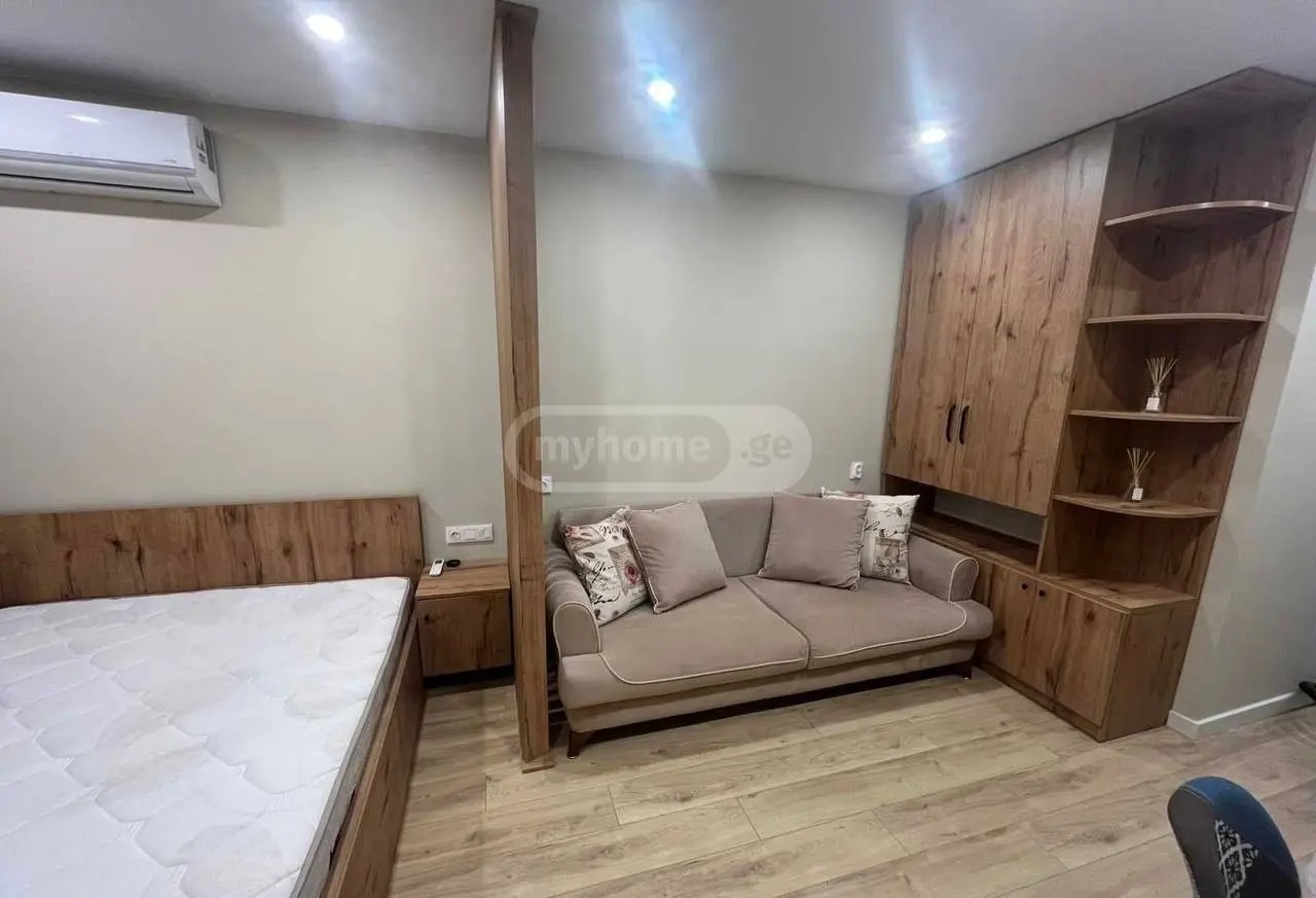 აბუსერიძე ტ. ქ. 13 - 1 rooms