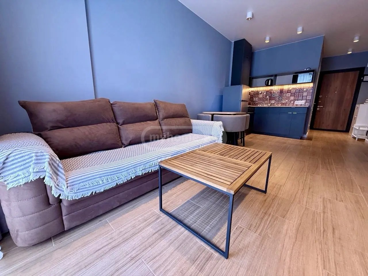 ფიროსმანი ნ. ქ. 17 - 2 rooms