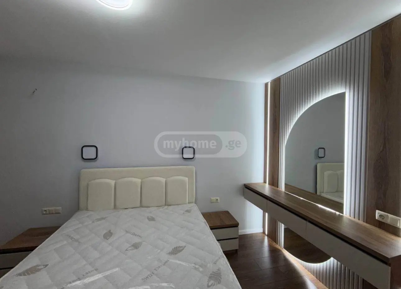 ლორთქიფანიძე გრ. ქ.  - 3 rooms