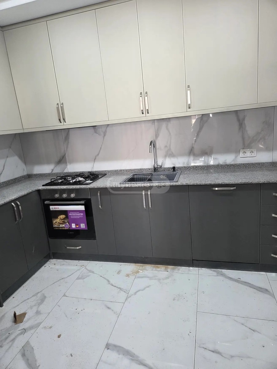 ელიავა გრ. ქ. 32დ - 3 rooms