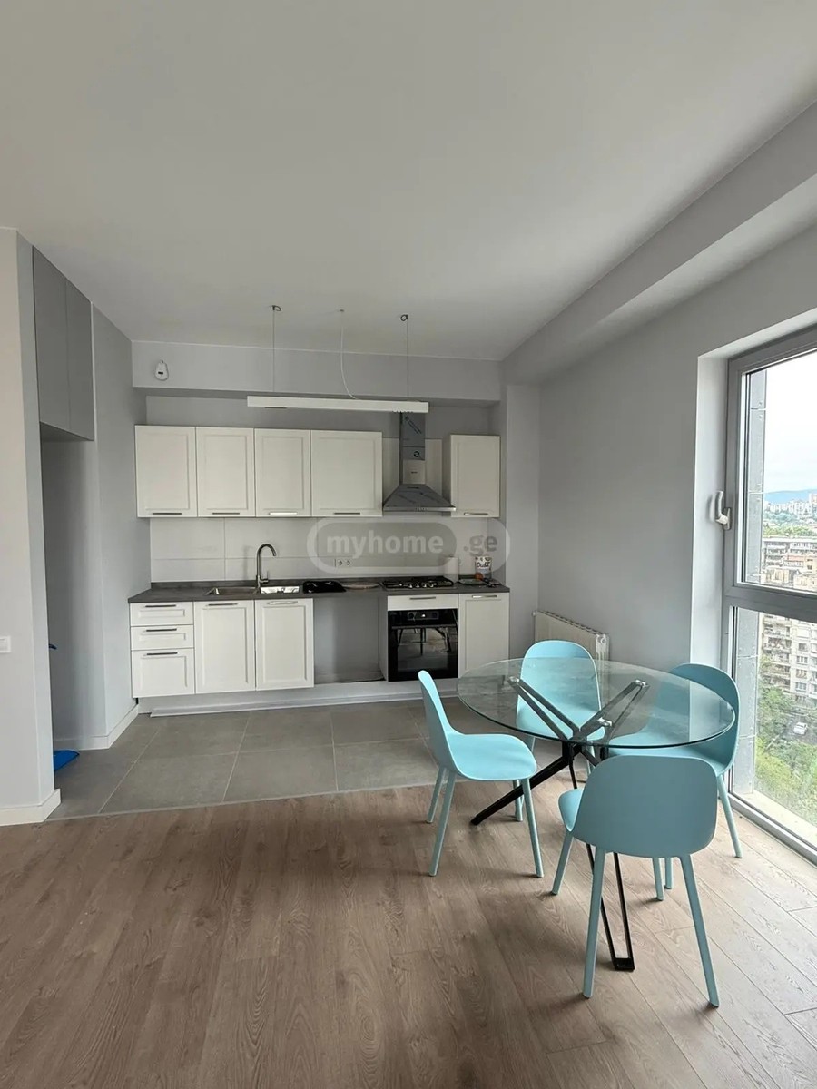მარშალ გელოვანის გამზ. 23 - 3 rooms