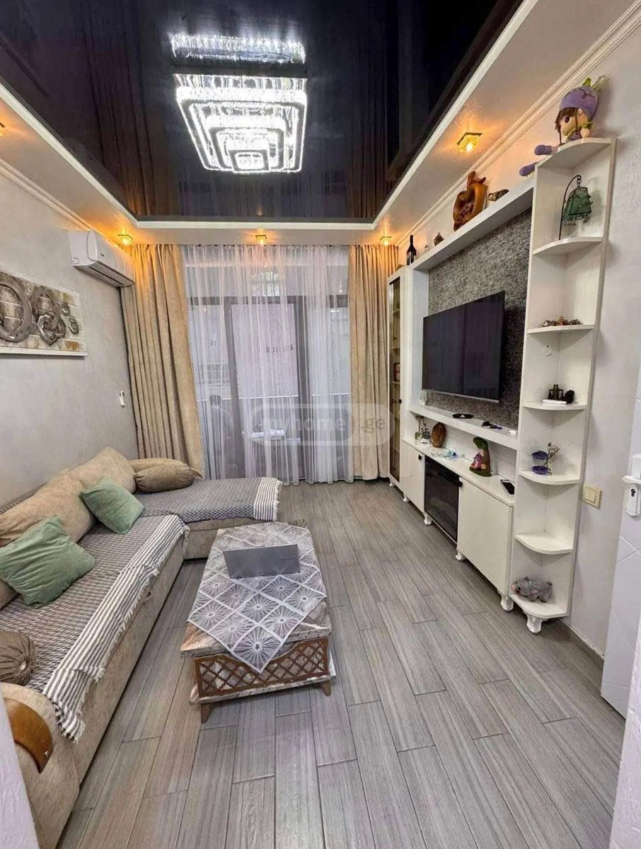 კაჩინსკი ლ. და მ. ქ.  - 2 rooms