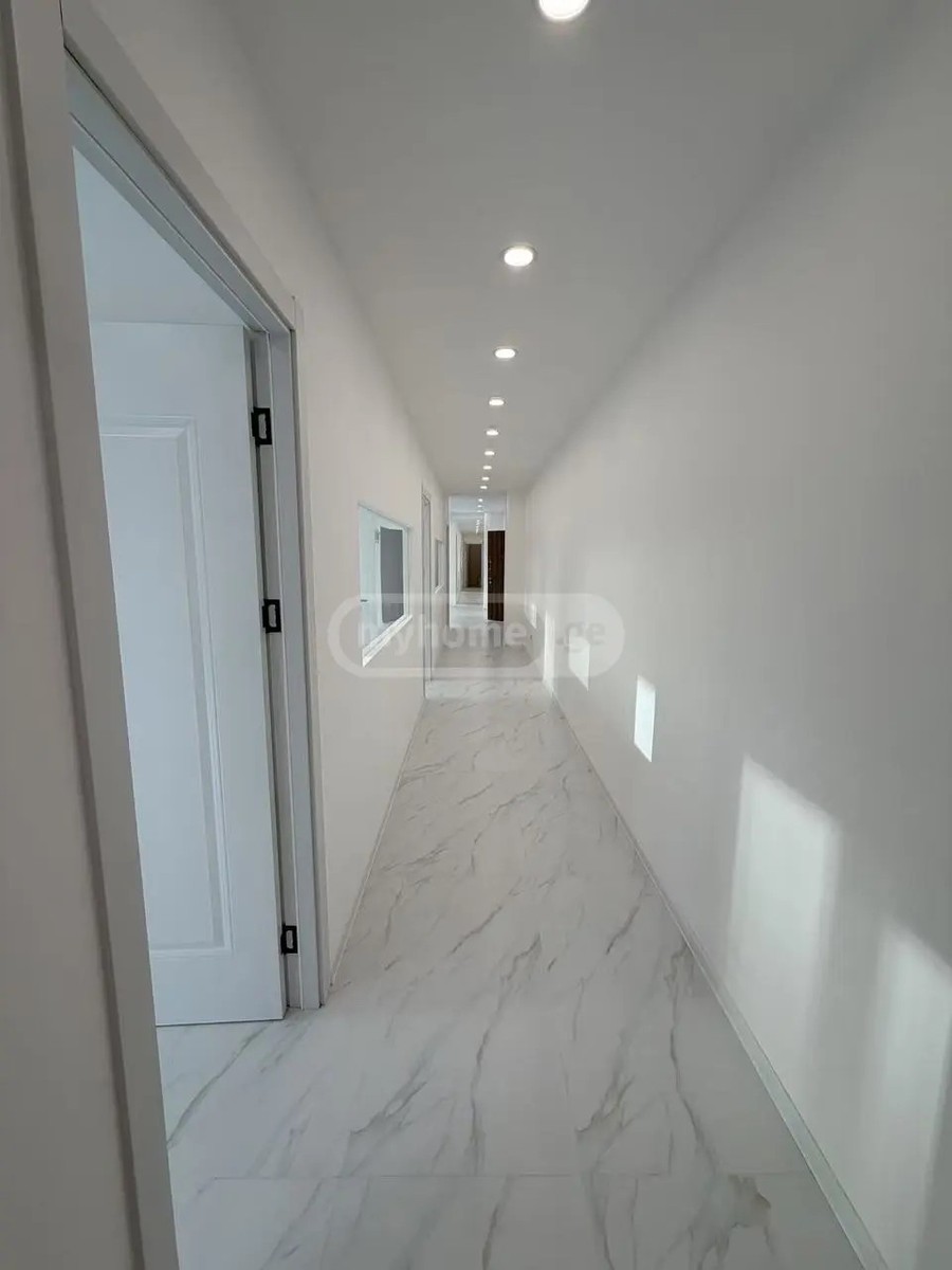 ფარნავაზ მეფის გამზ. 22 - 6 rooms