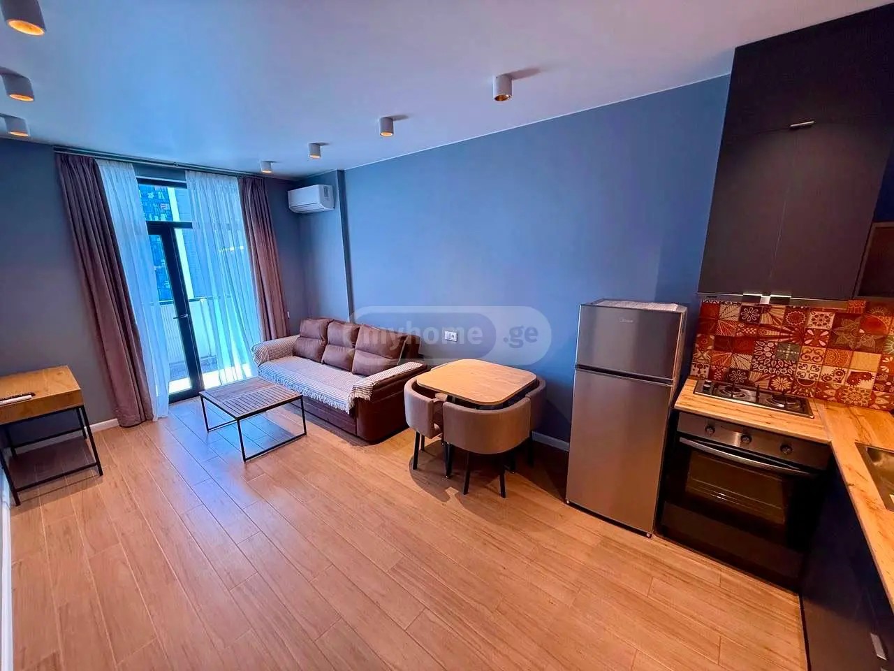 ფიროსმანის ქ. 17 - 2 rooms