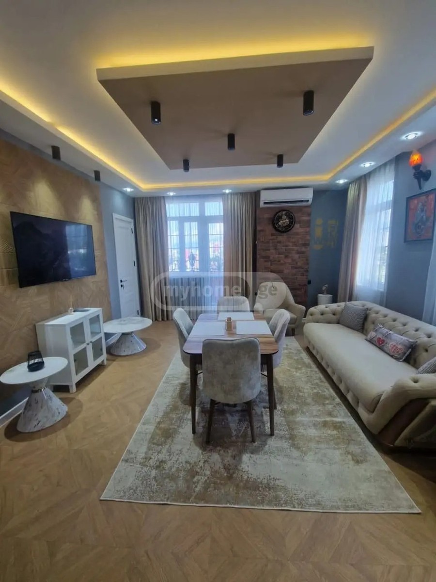 დემეტრე თავდადებულის ქ. 98 - 3 rooms