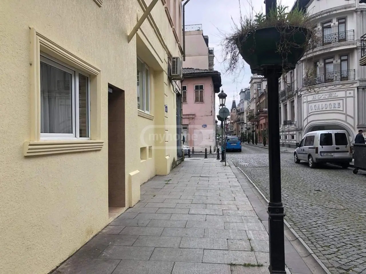 გორგასალი ვ. ქ. 5 - 4 rooms