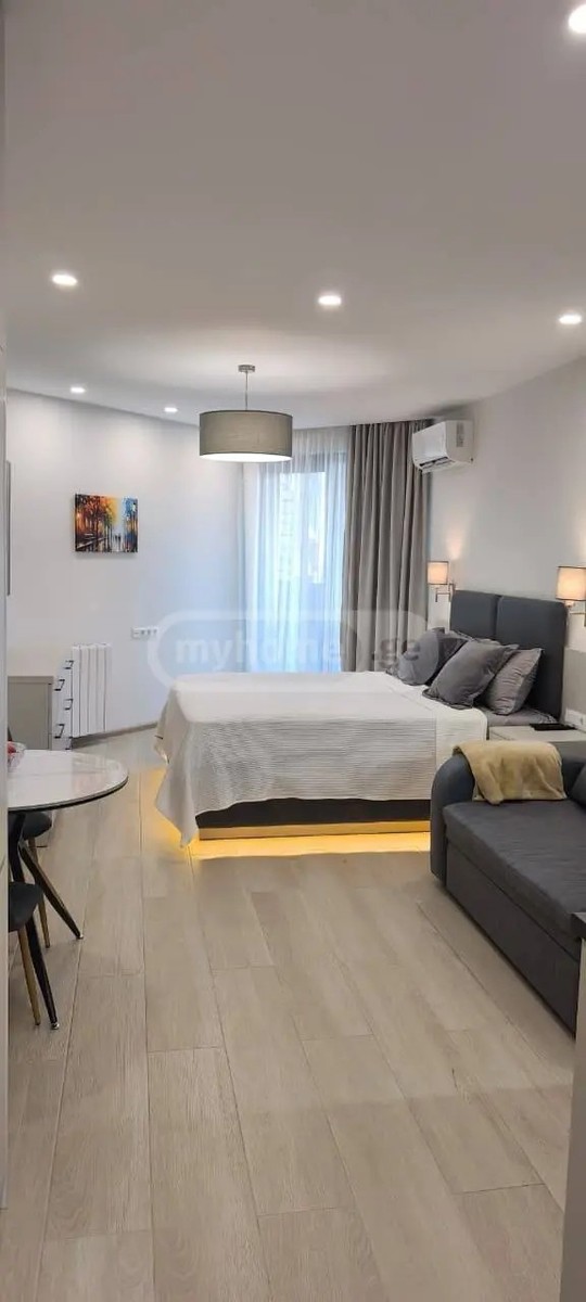 აბუსერიძე ტ. ქ. 13 - 1 rooms