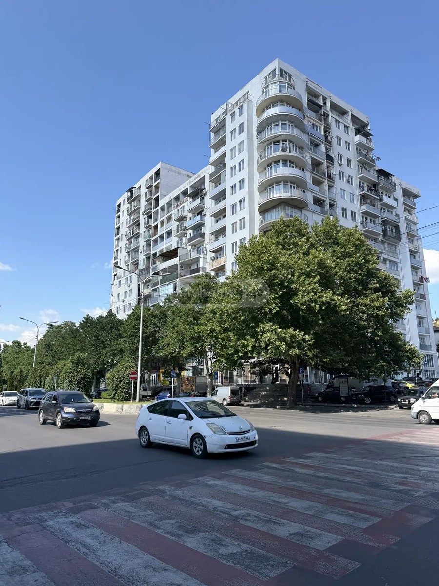 გურამიშვილის გამზ. 17 - 3 rooms