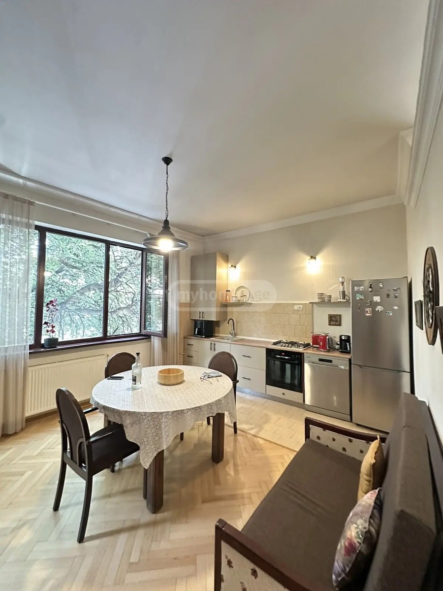 ბელინსკის ქ.  - 3 rooms