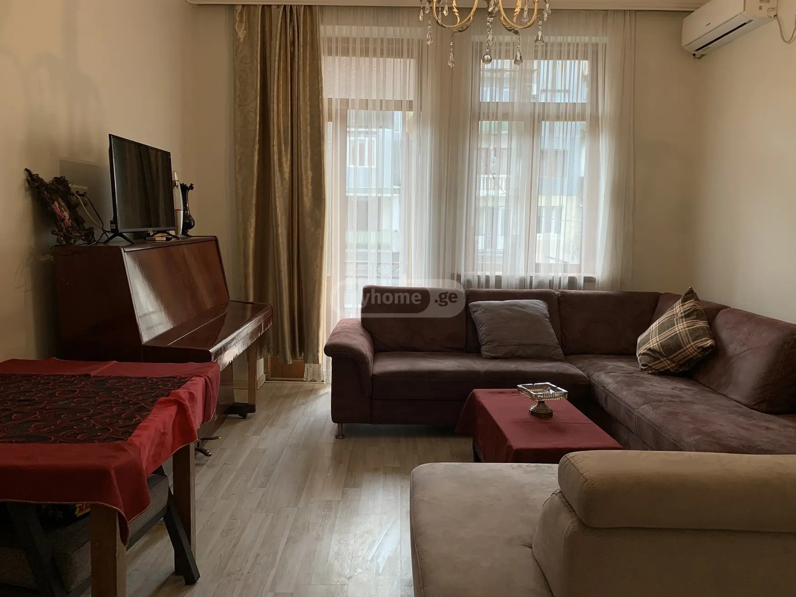 ლორია პ. ქ. 8 - 2 rooms