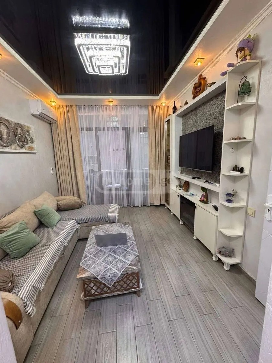 კაჩინსკი ლ. და მ. ქ. 25 - 2 rooms
