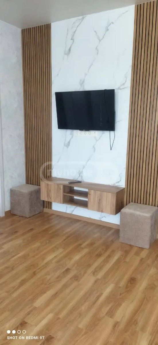 აღმაშენებლის ქ. 13 - 3 rooms