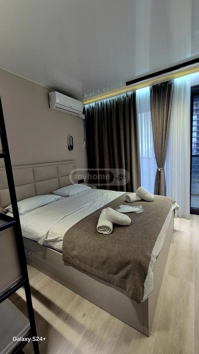 აბუსერიძე ტ. ქ. 13 - 1 rooms