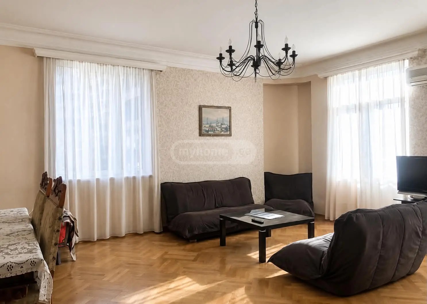 ჯანაშიას ქ. 16 - 3 rooms