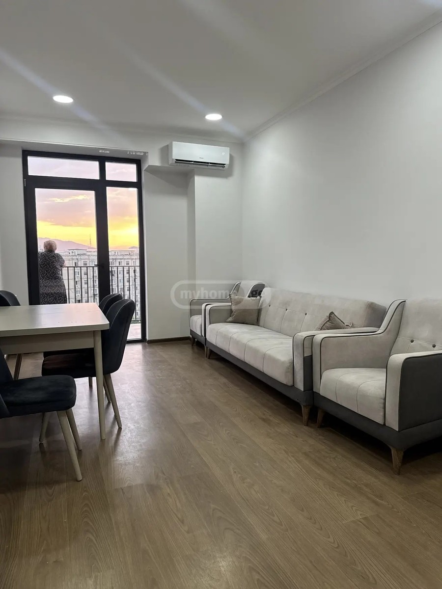 ზ. ფანასკერტელ-ციციშვილის ქ. 11 - 2 rooms