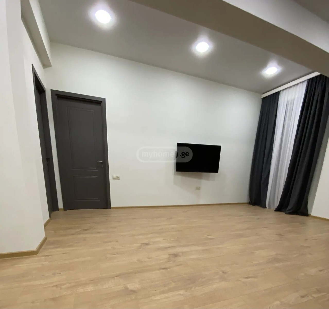 შარტავას ქ. 3 - 4 rooms