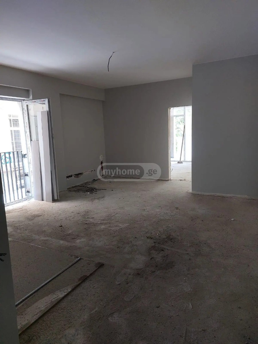 პეკინის გამზ.  - 5 rooms