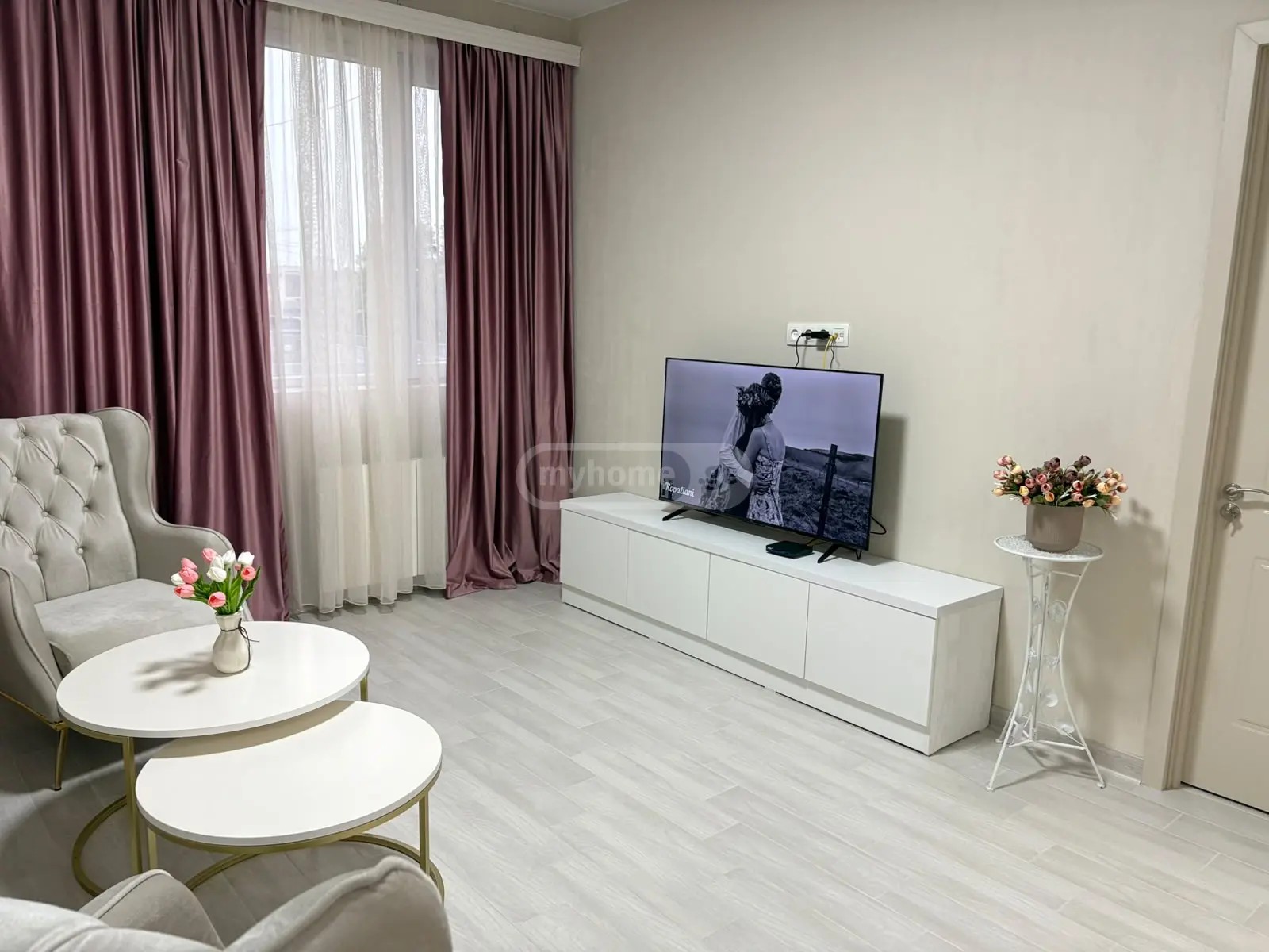 ანგისის ქ.  - 3 rooms