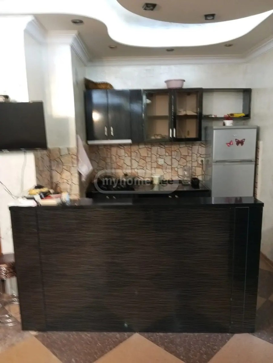 ანგისის ქ. 2 - 3 rooms