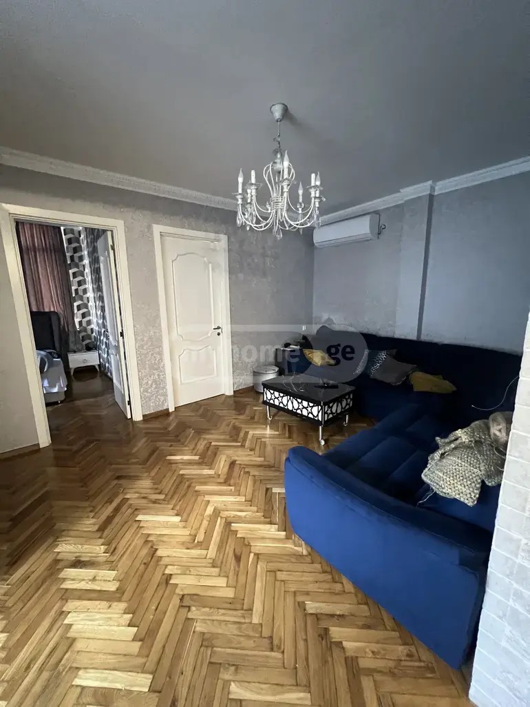 ჯავახიშვილის ქ. 7 - 4 rooms