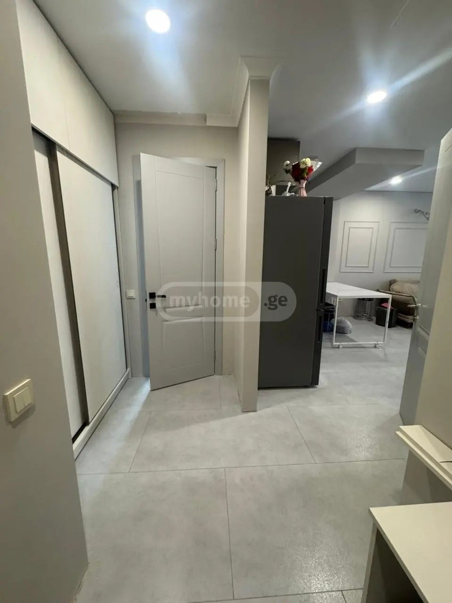 შარტავა ჟ. ქ. 27 - 3 rooms
